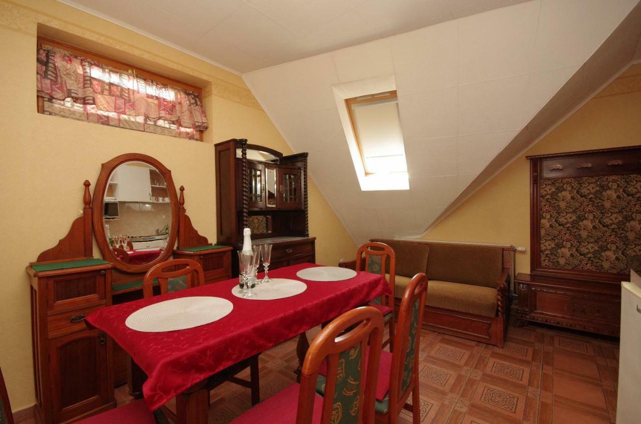 Burg Apartman Gyula Exterior foto