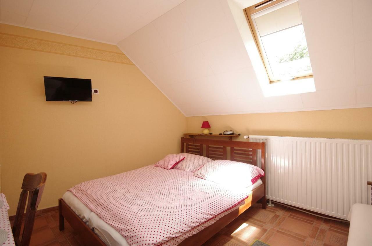 Burg Apartman Gyula Exterior foto